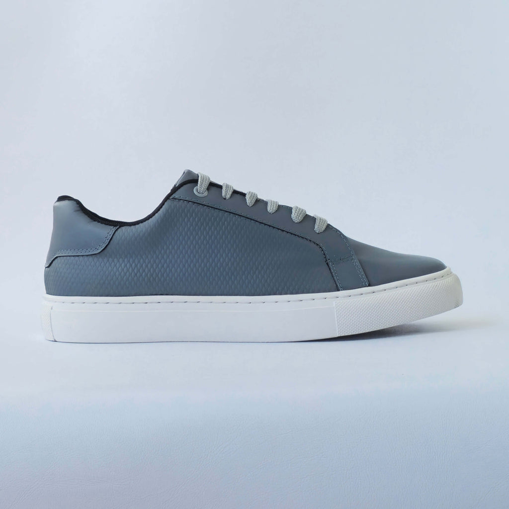 Sv Atlas cuero gris/blanco.
