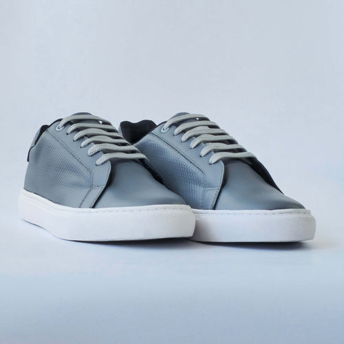 Sv Atlas cuero gris/blanco.