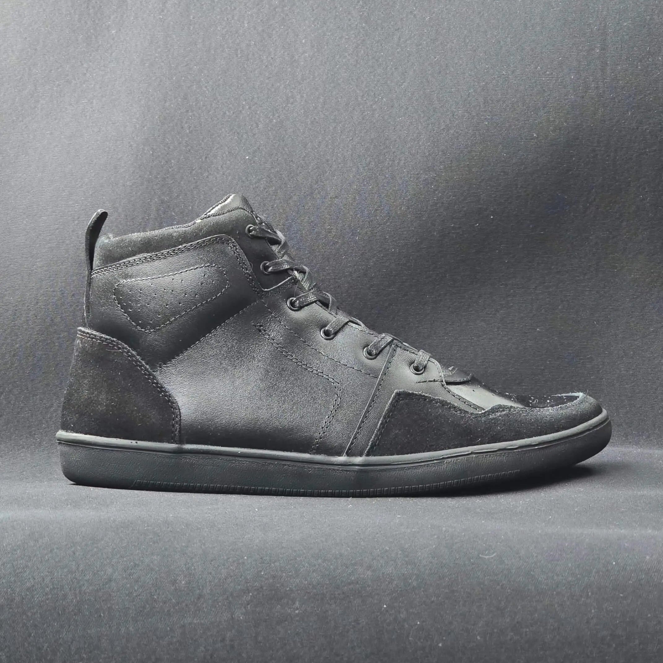 Sv Brooklyn cuero negro.