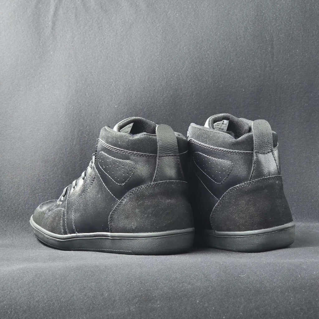 Sv Brooklyn cuero negro.