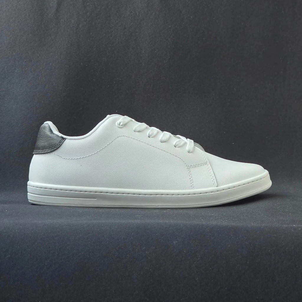 Sv Classic cuero blanco/negro.