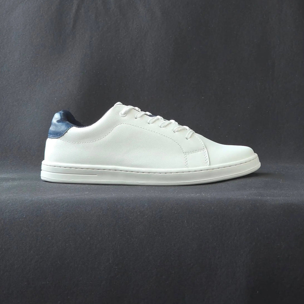 Sv Classic cuero blanco/azul.