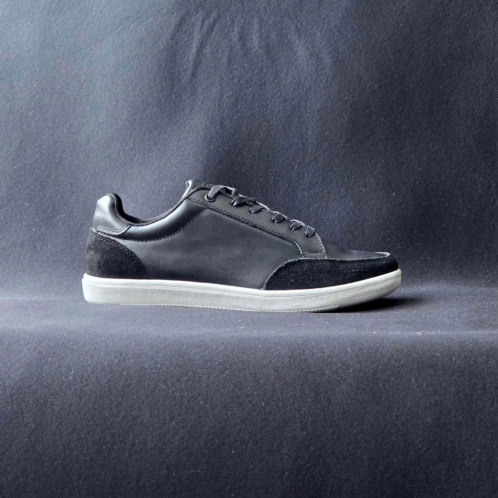 Sv Signature cuero negro/blanco.