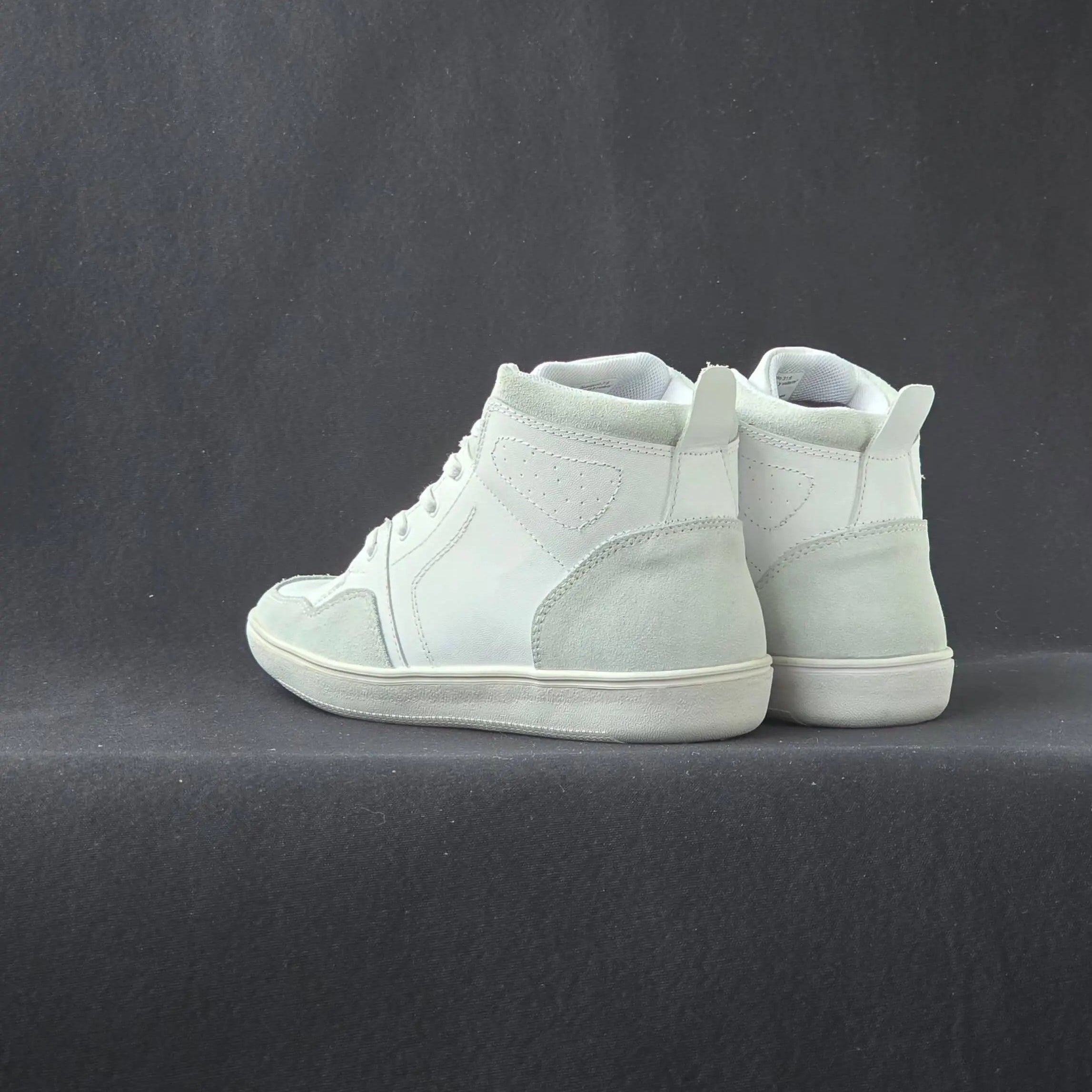 Sv Brooklyn cuero blanco.