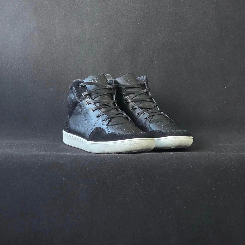 Sv Brooklyn cuero negro/blanco.