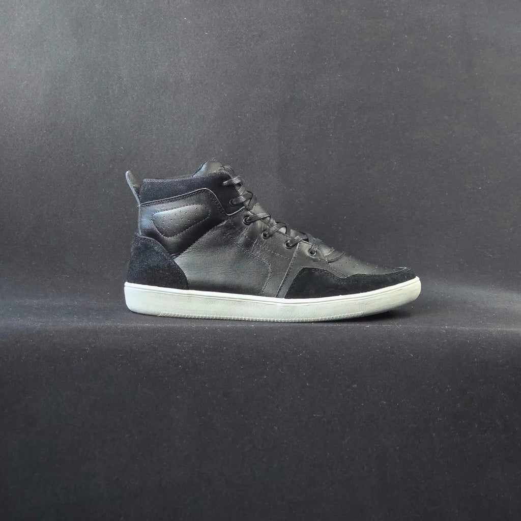 Sv Brooklyn cuero negro/blanco.
