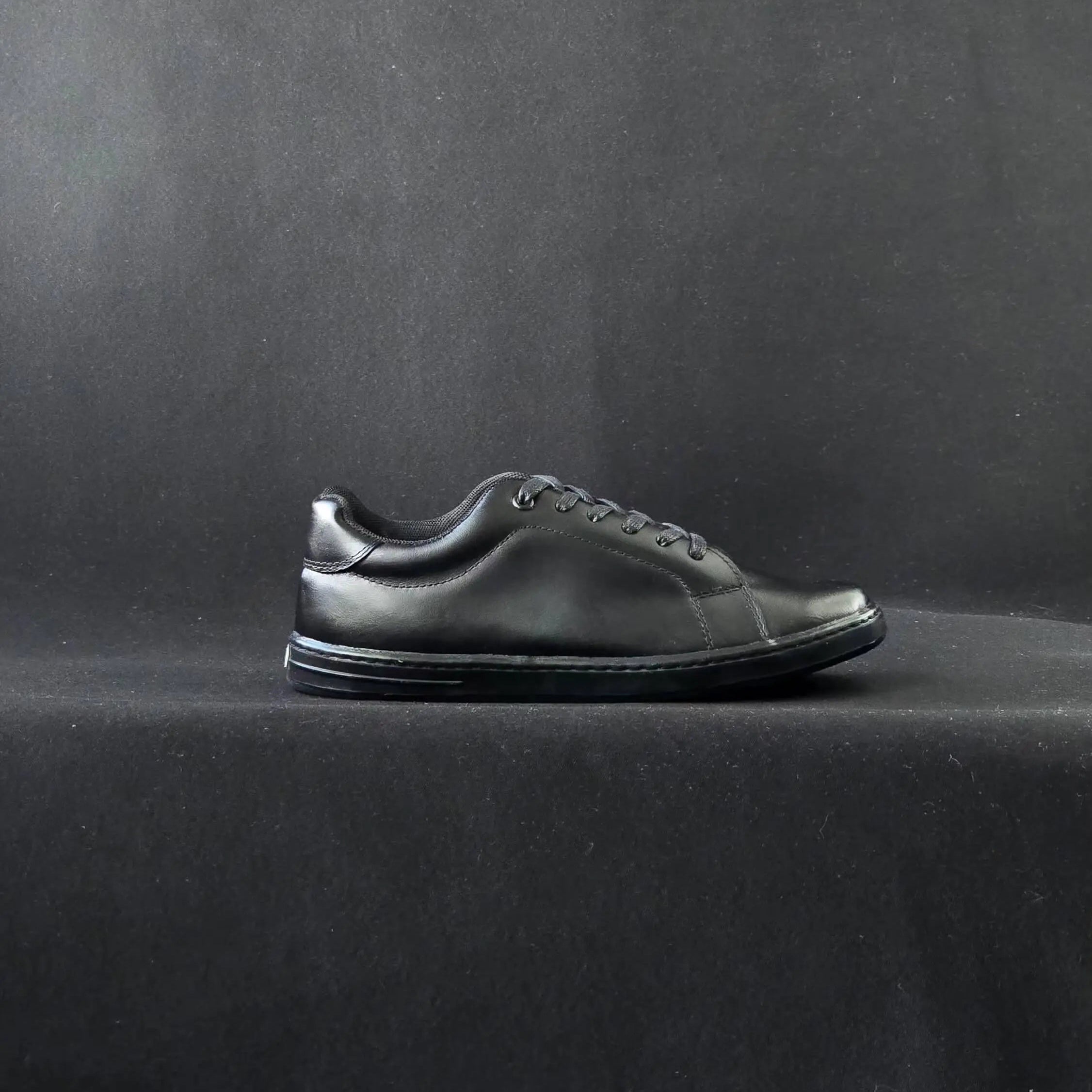 Sv Classic cuero negro.