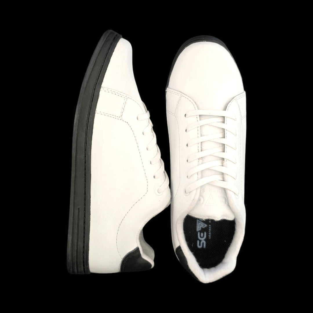 Sv Classic cuero blanco/snegro.