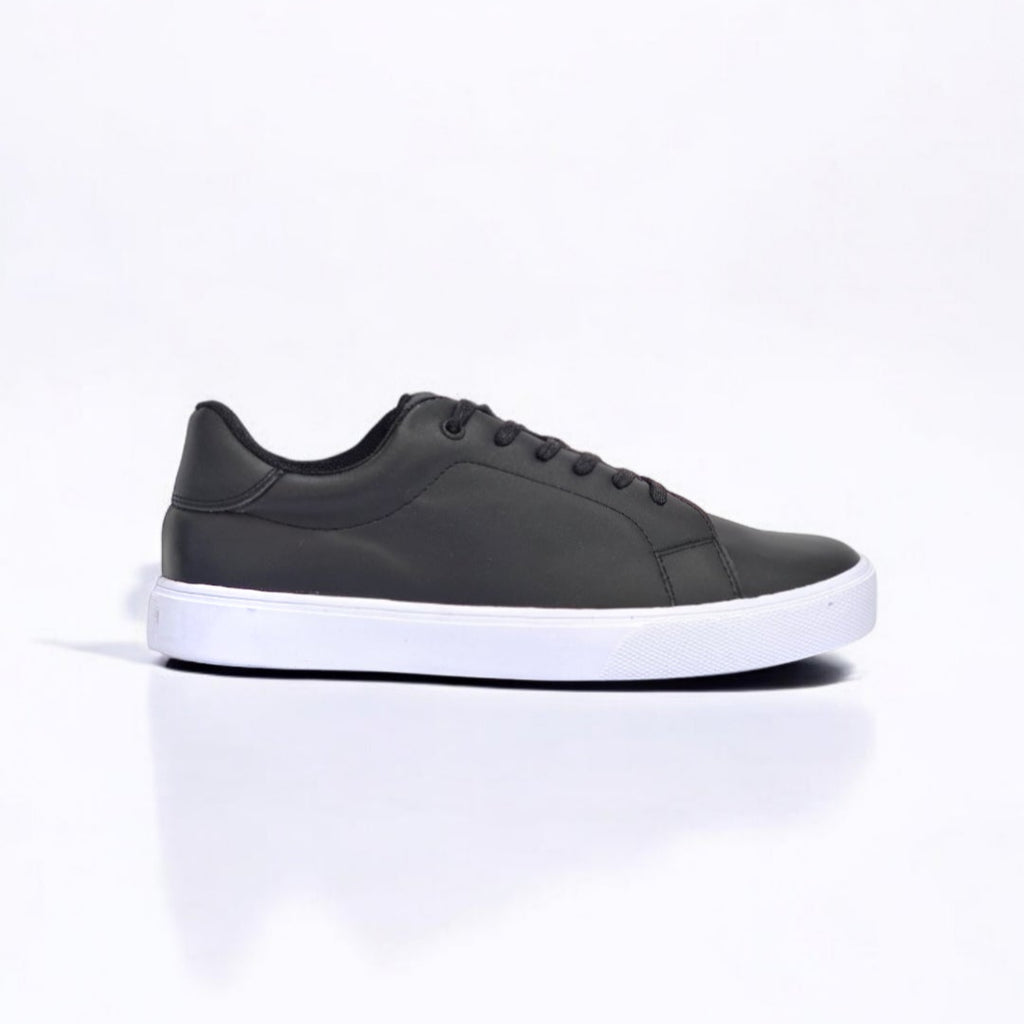 Sv basic cuero negro/blanco.